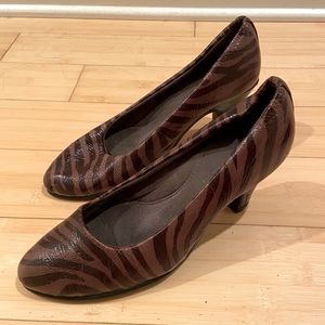 Aerosoles Pumps 💜 Purple Zebra Tiger